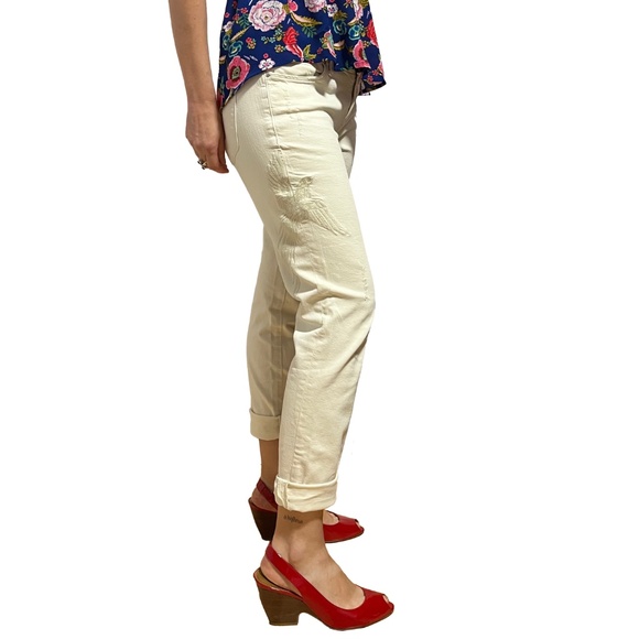 Boyfriend Jeans with Embroidery - Picture 9 of 16